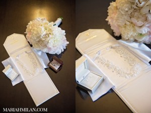Wedding bouquet and jewelry