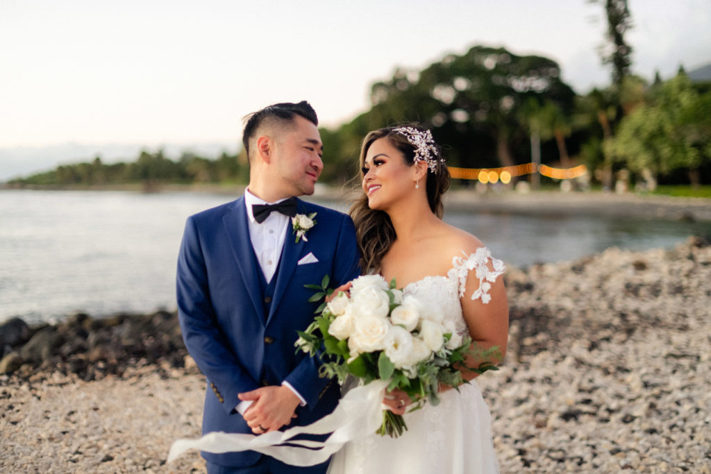 Microwedding at Olowalu Plantation House featured fine flowers, catering, crafted cocktails, and luxe wedding features